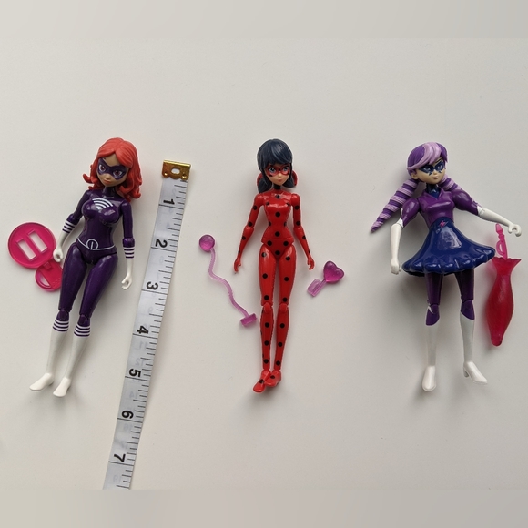 Set of 3: Miraculous Paris Action Figures, Ladybug the Hero + 2 Villains, NWT - Picture 9 of 13